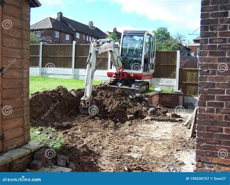 mini digger foundations|digging out existing foundations.